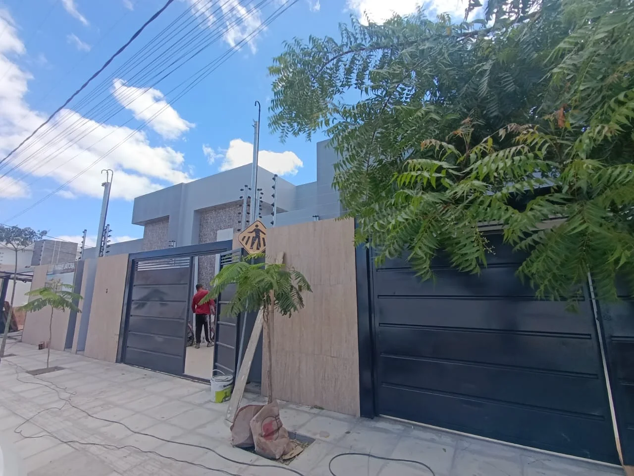 3 CASAS DISPONÍVEIS NO PARK JATOBÁ SENDO UMA DE ESQUINA COM PISCINA